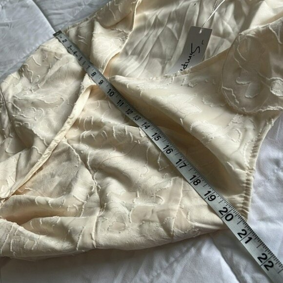 Simplee Wrap Dress NWT Ruffle Tulip Hem, Sleeveless, Cream, Large - Picture 10 of 12